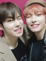 나 오늘 형네 집에서 놀건데, 형도 올래?