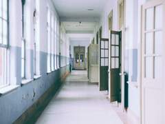 그드십 | 평범하고 평범하지 않은 (02)