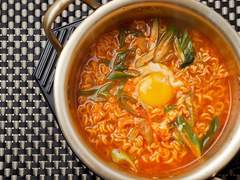 라면 먹고 갈래