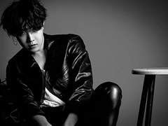 Glory 1.5. 고개 숙인 검은 개