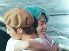 가면속의 어떤 것 68