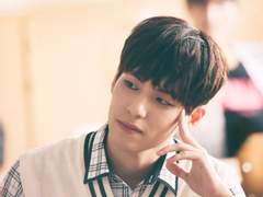 줄라이 이슈 (July Issue) 1