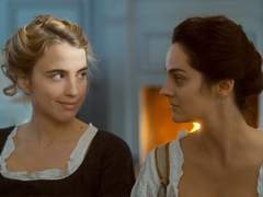 영국 개봉을 앞둔 <타오르는 여인의 초상>, 아델 에넬과 노에미 메를랑 인터뷰