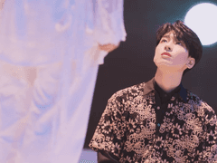 舞い落ちる花びら (Fallin’ Flower) MV해석