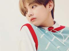 여름 냄새 난다.