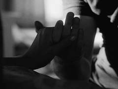 Waiting to attack. (01)