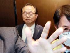 오거돈 성추행 피해자 “명백한 성추행…총선과 연관 없다”(전문) / 박지은