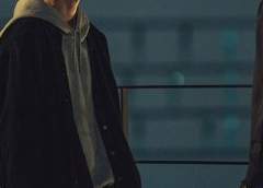 친구 아니야. 상