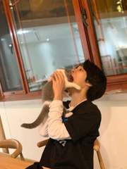 [ 다 녹은 초콜릿이지만 ]