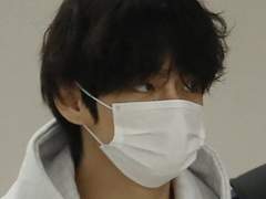 천분연생 : 김태형 전정연 E