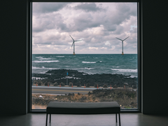 [연밤] 이 계절을 이겨내는건