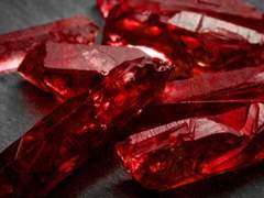 레드베릴 가넷 루벨러스