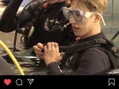 𝟒𝟎 전문가 같아 보이지 않나 hoxy?