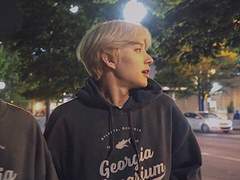 시간은 약이 아니라 독이겠지