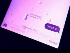 하염없는 기다림에 목을 매면서.