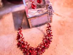 넌 나와 다른 길을 걷도록 해.