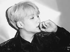 [방탄소년단 빙의글] 탐하다 1