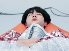 운동장 앞 "라일락 나무에서 만나"