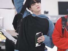 학교에서 유사하기