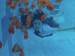 은하를 닮은 네게 하릴없이