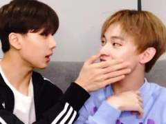 친하게 지내자 F