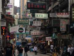 다만 악에서 구하소서 레이 개인봇을 모십니다.