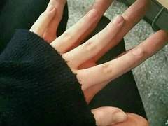 사랑은 사소한 발견으로 시작된다