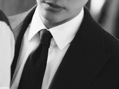 적막 속에서 피어나는