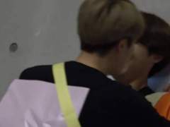 꽃미남 히어로와 큐티뽀쨕 빌런의 사랑 이야기