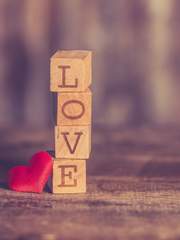 아직도 모를 사랑을 끄적여 봅니다.