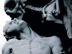 어두운 이 세계에서 너만 빛났어.[1]