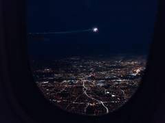 비행기 밖으로 보이는 세계는