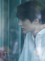 little to no aqua blues