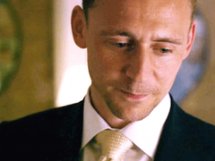 가장 짙은 우정과 어딘가 부족한 사랑.