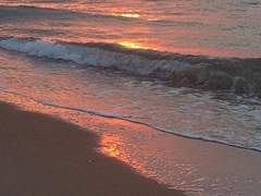 어딘가 이상한 그림