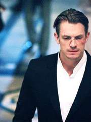 [조엘 킨나만] 기생