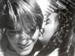 사랑이 질병인 것처럼 내 이십 대는 질병과 같았다