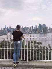 [랩진] 손이 많이 가는 사람