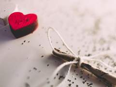 당신에게, 일리아스가.