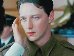 우는 남자 고르기