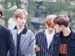 온갖 세계관 다 때려 박은 역하렘 썰