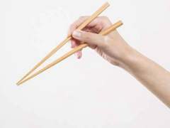 Lipstick challenge instead Chopsticks challenge