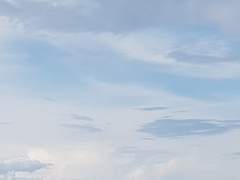 안온한 초가을의 하늘.