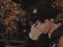 표정 하나 안 변하는 놈