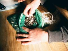 10. 가장 환하고 따뜻한 품