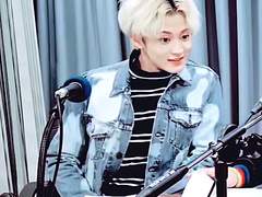 마크는 공개 연애중!