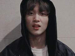 얘는 고백도 자기처럼 해