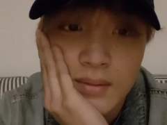 친구도 아니고 썸도 아니고 TALK +