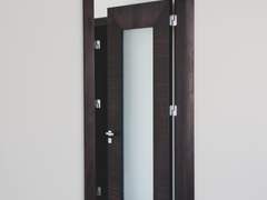 방문 건너편에서는