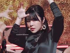 201105 엠카 AYA 휘인